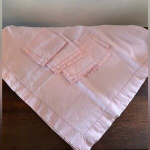 Soft Light Pink Tablecloth & Napkin Set